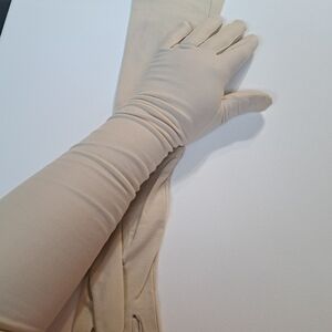 Vintage Aris of Paris Barely Tan Long Evening‎ Opera Gloves Size Small / Medium